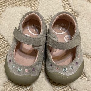 Stride Rite Infant Girls Grey Flats Size 3